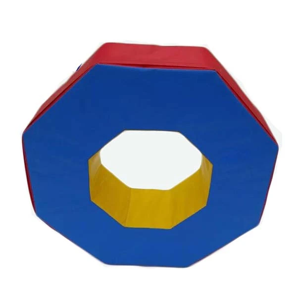 Dutý osemhranný stĺp