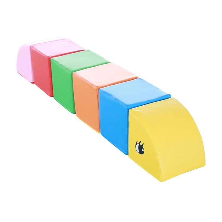 Mäkká obdĺžniková húsenica